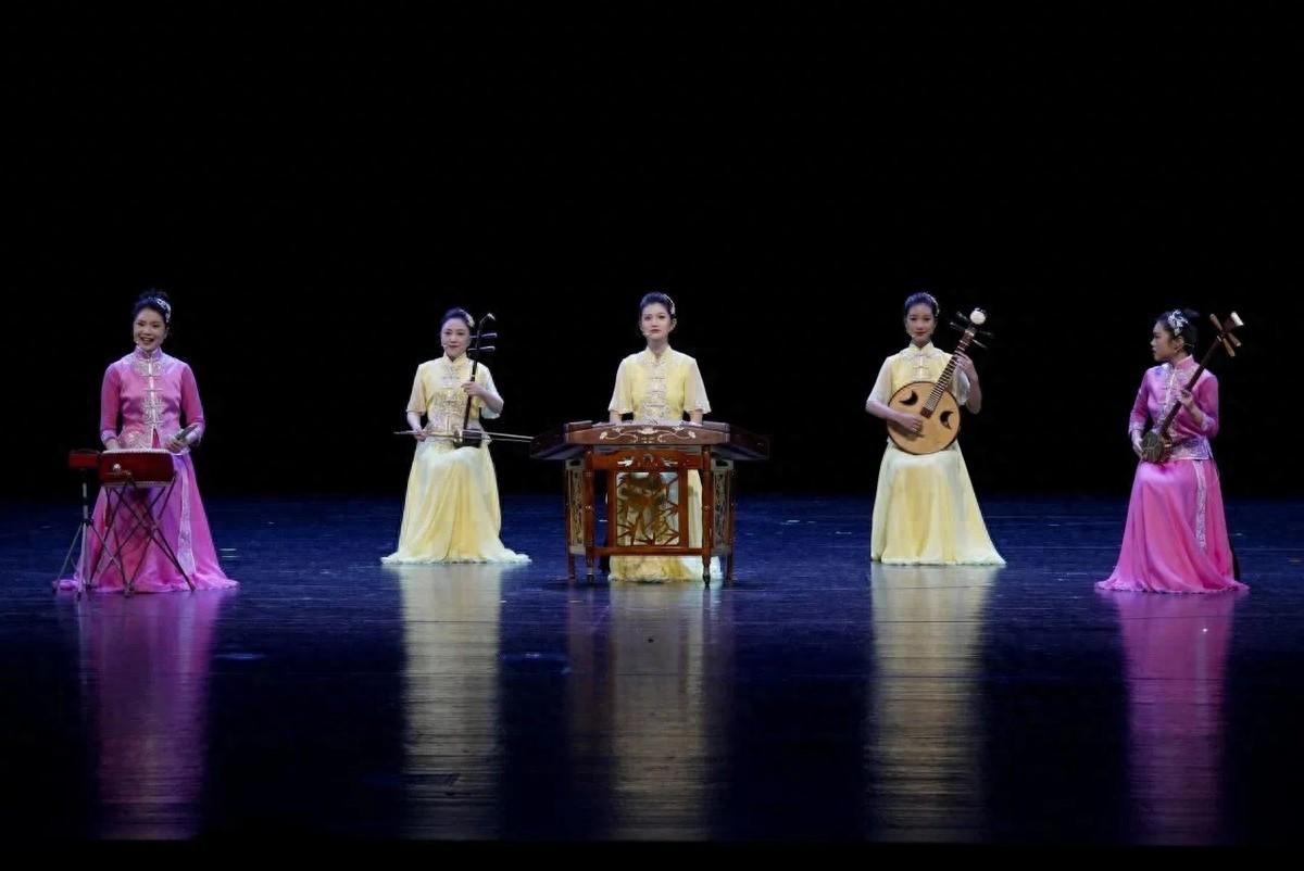 成都市曲艺团多部作品在四川省第六届曲艺杂技木偶皮影比赛魅力绽放
